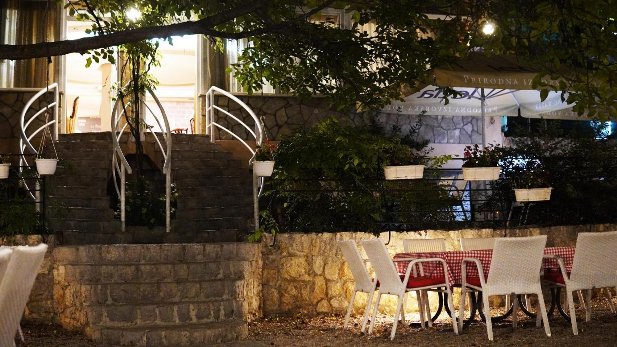 Hotel Vila Ivankovic Buna ภายนอก รูปภาพ
