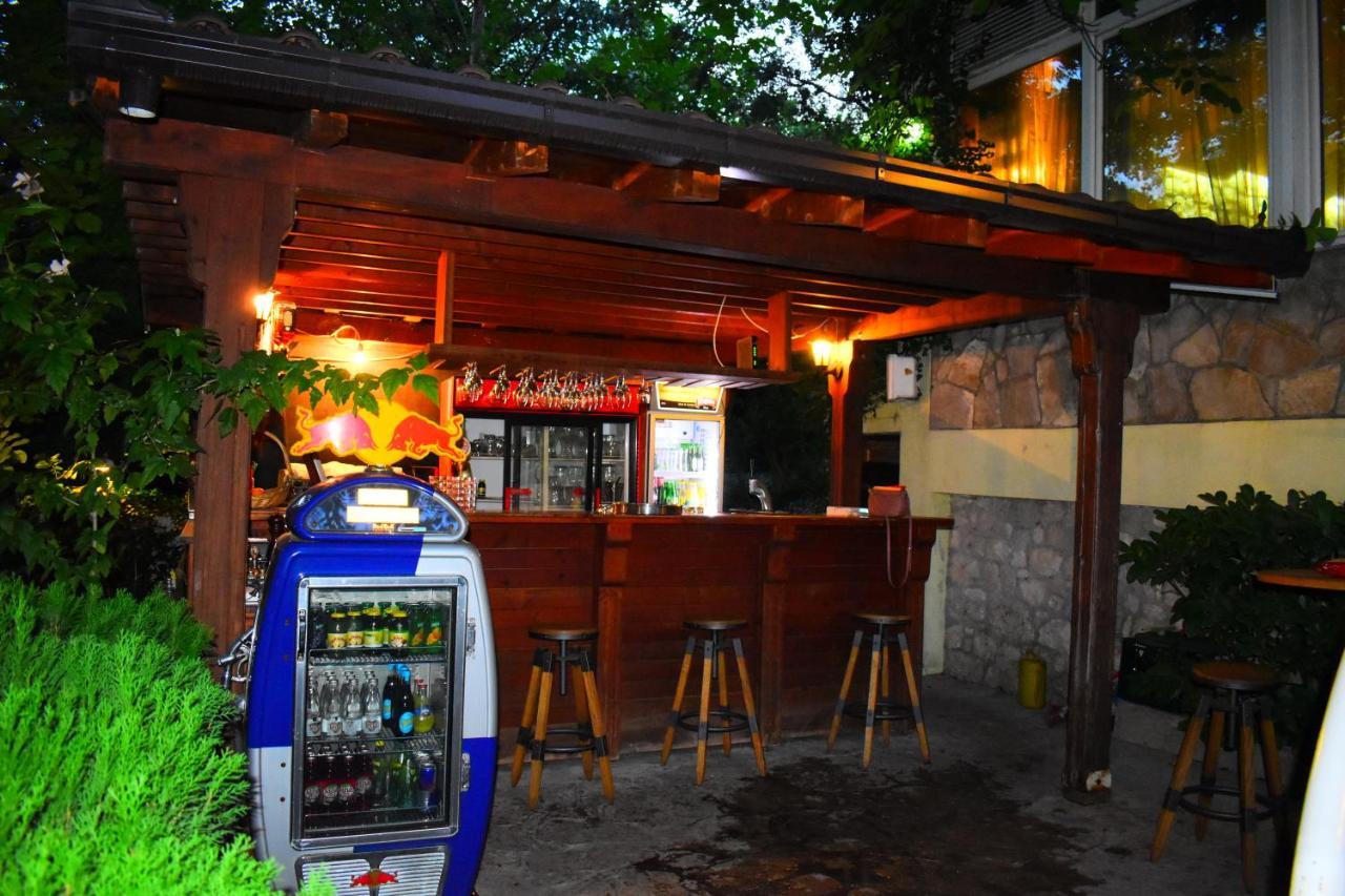 Hotel Vila Ivankovic Buna ภายนอก รูปภาพ