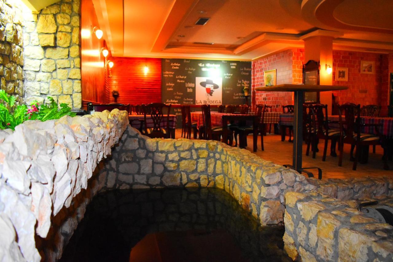 Hotel Vila Ivankovic Buna ภายนอก รูปภาพ